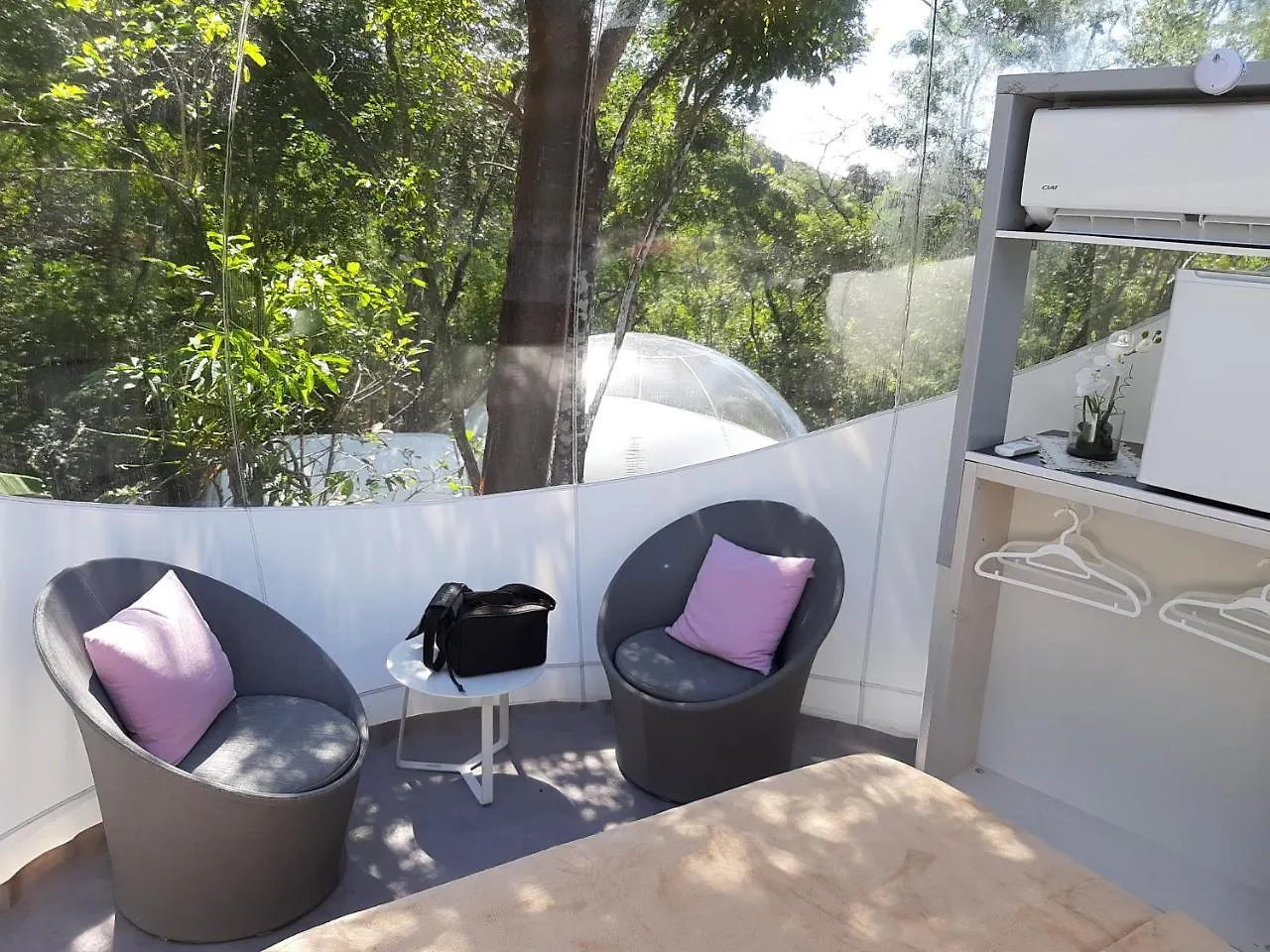 Maisons Bulles Deluxe Hotel Bouillante